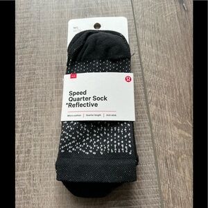 Lululemon Speed Quarter Sock *Reflective in Black / Vapor
